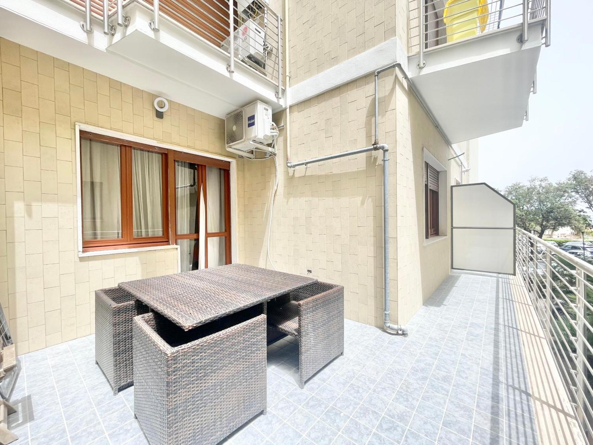 Regina Elena Apartments Pescara Exterior photo